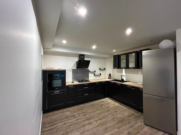 Jolie maison de village Thuir 3 pièce(s), cour