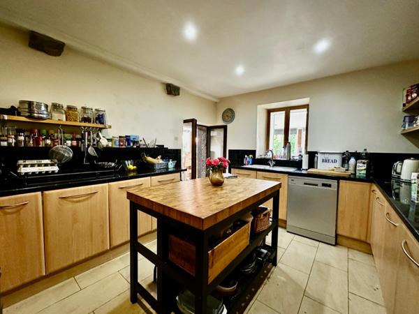 Dpt MANCHE(50), Propriété avec trois étangs sur 1,4 hectare en Normandie – Maison de charme proche Vire et Mont-Saint-Michel