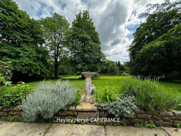 Dpt MANCHE(50), Propriété avec trois étangs sur 1,4 hectare en Normandie – Maison de charme proche Vire et Mont-Saint-Michel