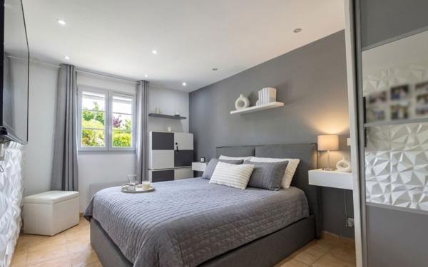 Appartement à vendre    4 pièces • 86 m2 Aix-en-Provence