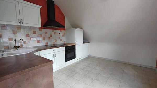 Maison à vendre 6 pièces COMBRIT (29)