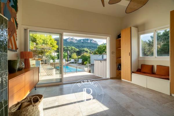 Cassis, Maison 5 Chambres -  203 m² à vendre