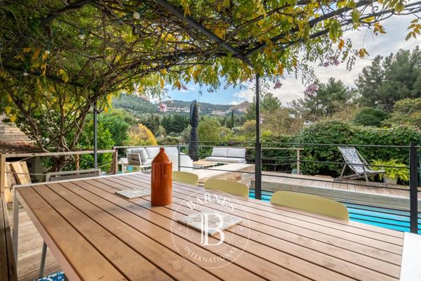 Cassis, Maison 5 Chambres -  203 m² à vendre