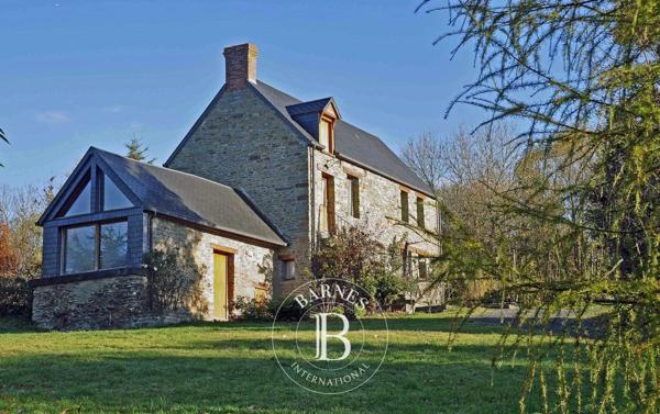 Thury-Harcourt, Maison 5 Chambres -  320 m² à vendre