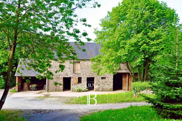 Thury-Harcourt, Maison 5 Chambres -  320 m² à vendre