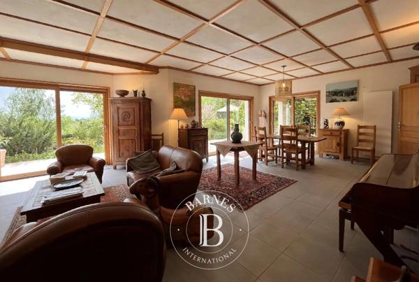 Thury-Harcourt, Maison 5 Chambres -  320 m² à vendre