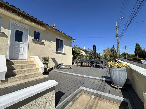 Pavillon sur sous-sol entièrement rénové avec jardin et terrasse