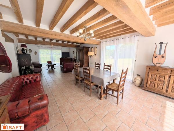 Une maison d'exception : pièce de vie de 50 m²,  3 suites + 3 chambres, dépendance