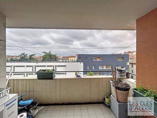 Charmant T4 ,92m2 avec garage et Balcon
