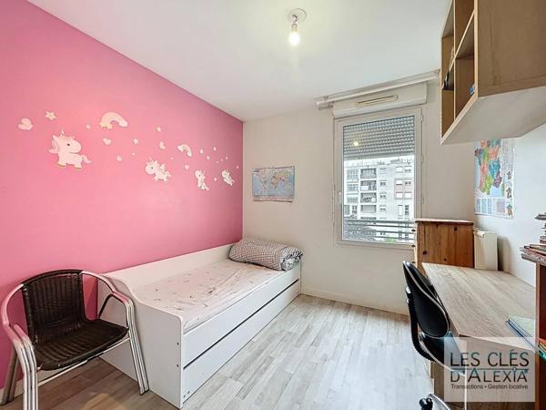 Charmant T4 ,92m2 avec garage et Balcon