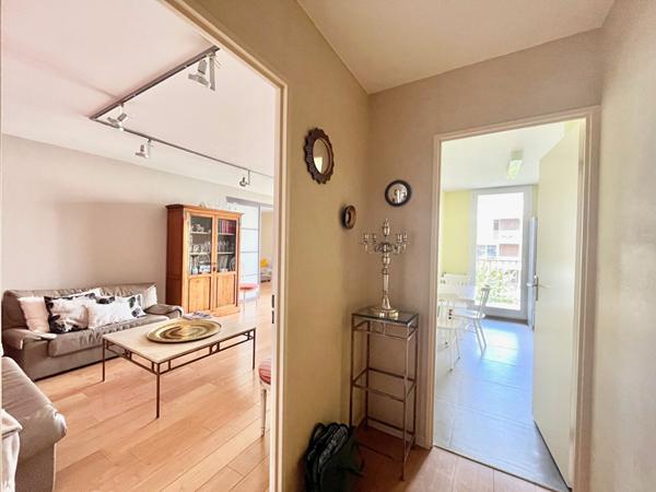 A VENDRE appartement à Caen 4 pièce(s) 85 m2 - Balcon terrasse -  proche centre - orientation sud ouest
