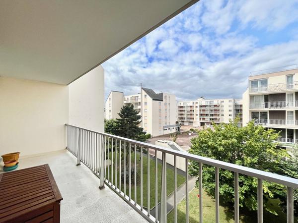 A VENDRE appartement à Caen 4 pièce(s) 85 m2 - Balcon terrasse -  proche centre - orientation sud ouest