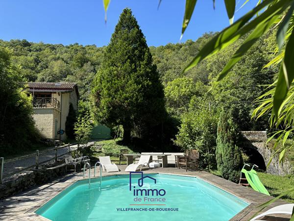 Propriété de 2 maisons dans le magnifique cadre de la vallée de l'Aveyron