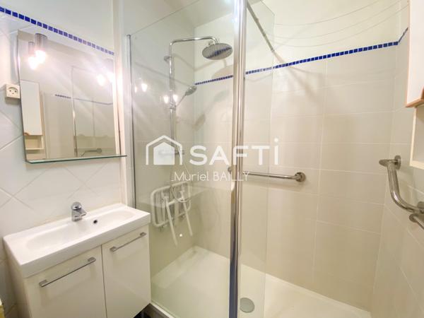 APPARTEMENT T2, 1 CHAMBRE, EVRY- LA BRUYERE