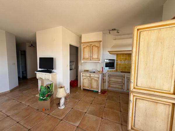 VALRÉAS, 84600 Enclave des Papes