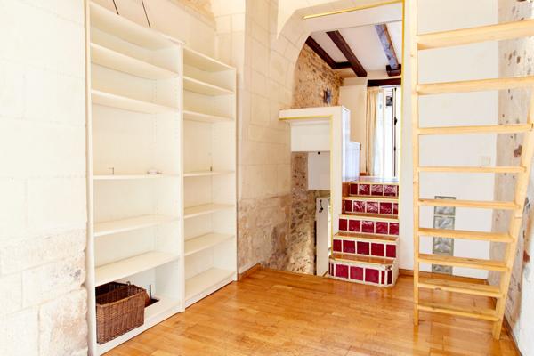 NANTES-CHATEAU T1bis,  
Nantes 44000