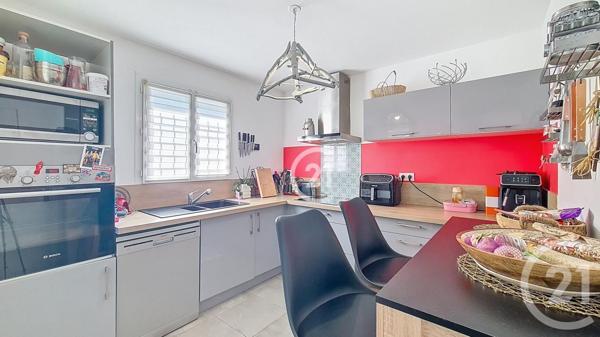 Maison à vendre  4 pièces - 93,04 m2 MAS THIBERT - 13