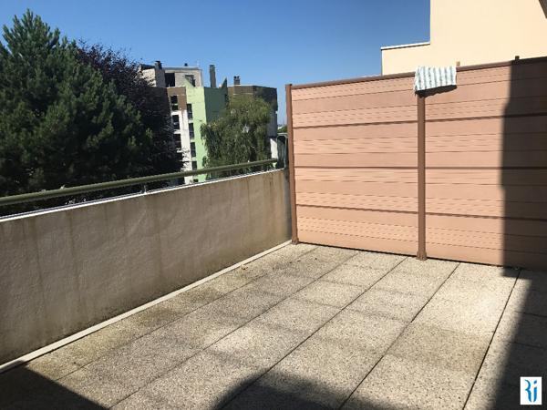ROUEN proche du CHU - Studio de 26,34 m² avec terrasse privative