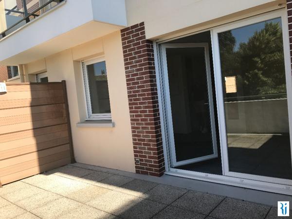 ROUEN proche du CHU - Studio de 26,34 m² avec terrasse privative