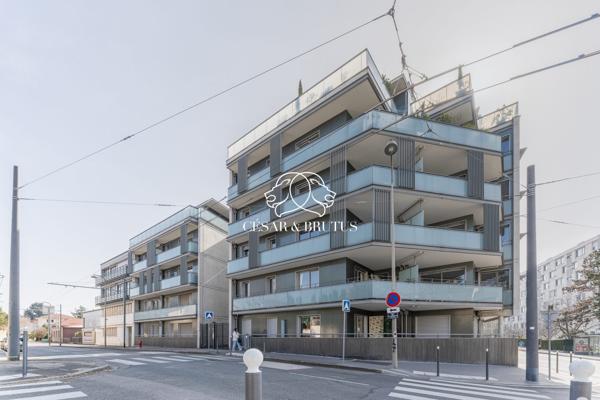 LYON 4 – EXCLUSIVITÉ : T3 DE STANDING AVEC TERRASSE DE 22 M²