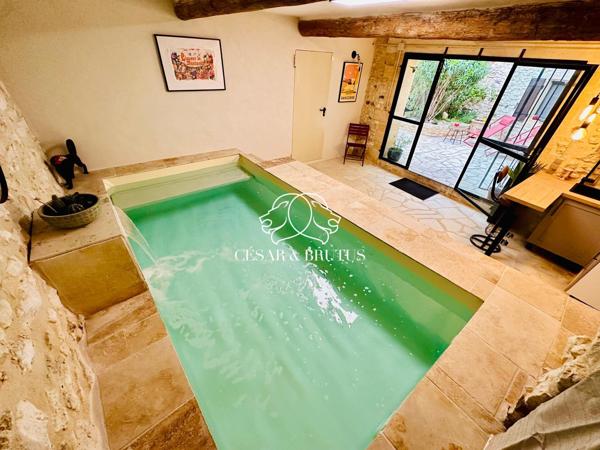 Maison en Pierre de Caractère 300 m² sur 3 Niveaux avec Piscine