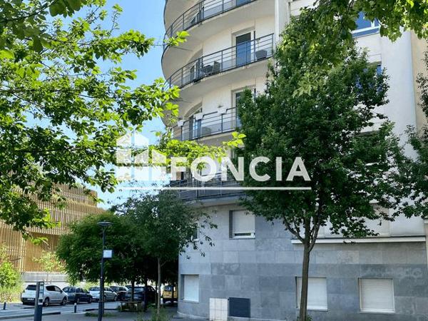 À vendre Appartement 4 pièces 96.95 m² - Courbevoie 92400