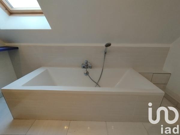 Maison à vendre 8 pièces 178 m² Naveil