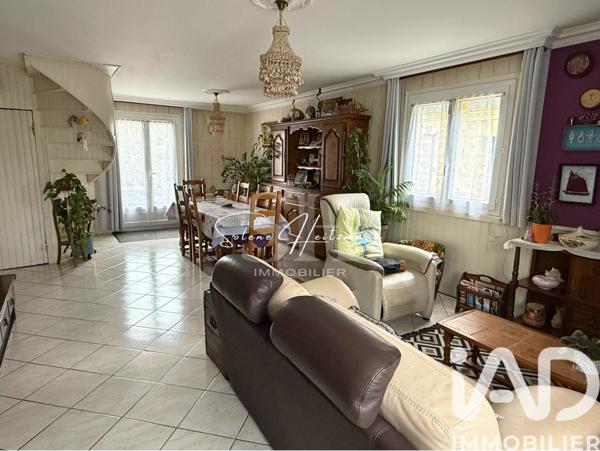 Maison à vendre 5 pièces 109 m² Saint-Germain-Laval