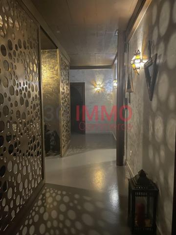 Location / Local Commercial