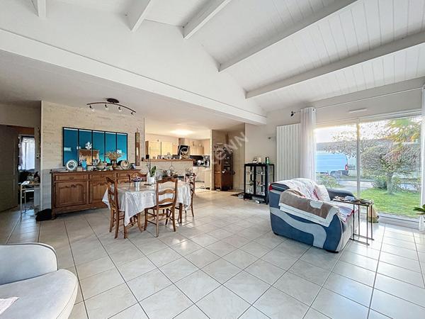 Maison à vendre 8 pièces - L'Herbergement