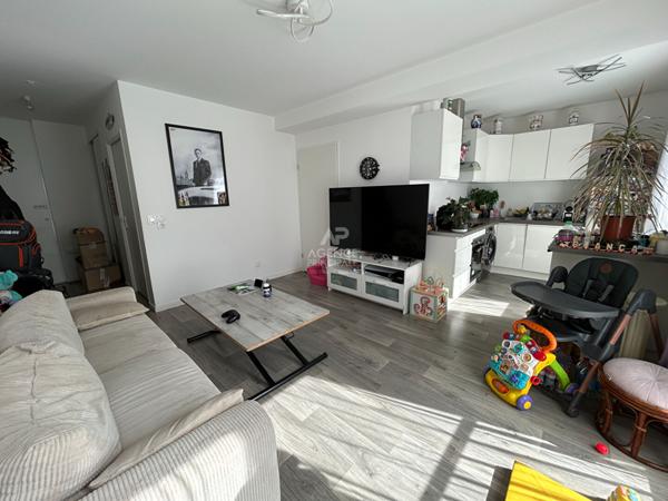 Appartement Poissy 2 pièces 41 m2 €184 000 ** - Référence 9119