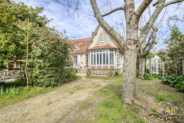 Biens de prestige à vendre Saint Brevin Les Pins : 990 000 € - AJP Immobilier Nantes Saint-Donatien