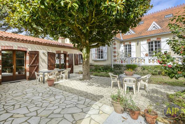 Biens de prestige à vendre Saint Brevin Les Pins : 990 000 € - AJP Immobilier Nantes Saint-Donatien