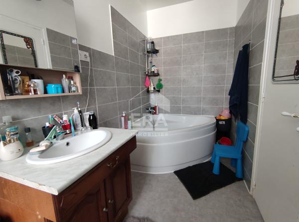 Maison Sainville 5 pièce(s) 150 m2