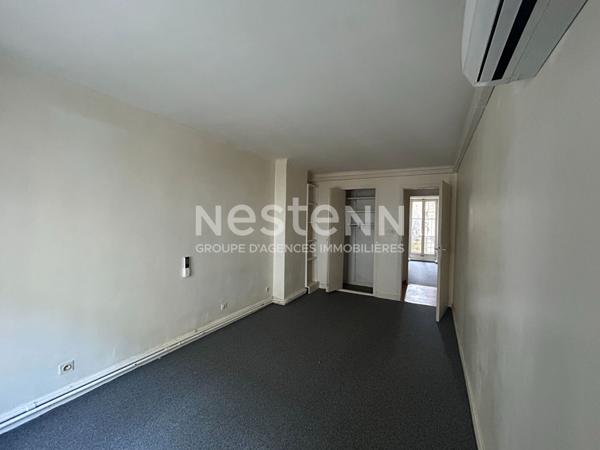 Appartement Avignon T4 85.17 m2 IM avec cour