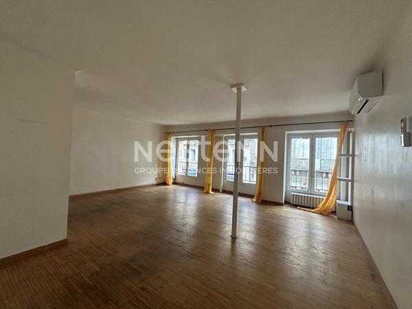 Appartement Avignon T4 85.17 m2 IM avec cour