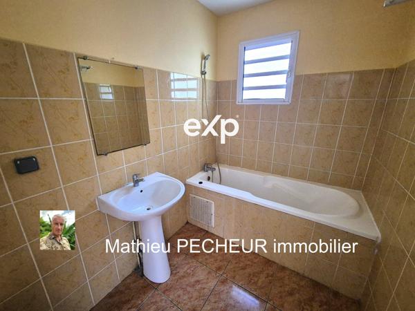 Sainte-Marie / Beaumont : Maison F4 (3 chambres) avec Vue, parcelle de 720 m2