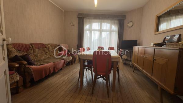 Immeuble commercial de 147 m²