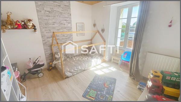 Maison Familiale Rénové de 120m² - 4 Chambres - Garage - 2 SDE - 2 WC