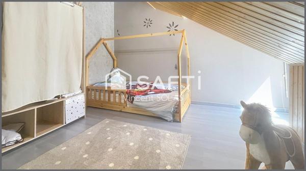 Maison Familiale Rénové de 120m² - 4 Chambres - Garage - 2 SDE - 2 WC