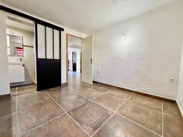 Maison 3 chambres + jardin et garage