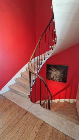 Maison - 9 pièces - 205 m²