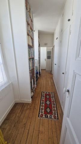 Maison - 9 pièces - 205 m²