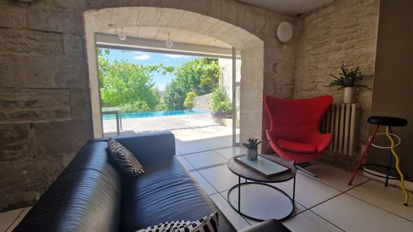 Maison - 9 pièces - 205 m²