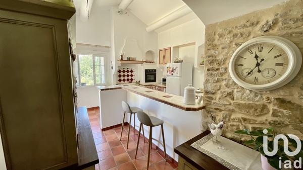 Mas 5 pièces de 165 m² à Piolenc (84420)