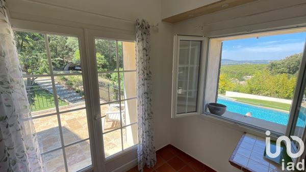 Mas 5 pièces de 165 m² à Piolenc (84420)