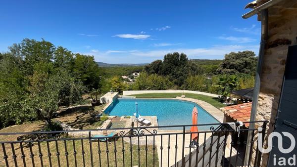 Mas 5 pièces de 165 m² à Piolenc (84420)