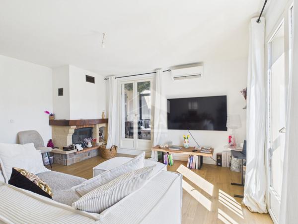 APPARTEMENT 75M² EN PLEIN CENTRE DE SAINT-FLORENT