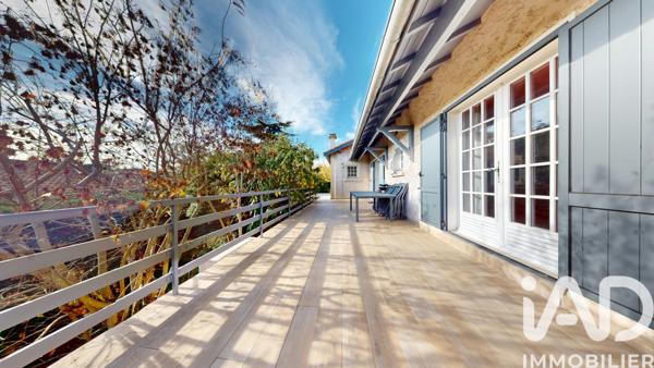 Maison à vendre 8 pièces 245 m² Francheville