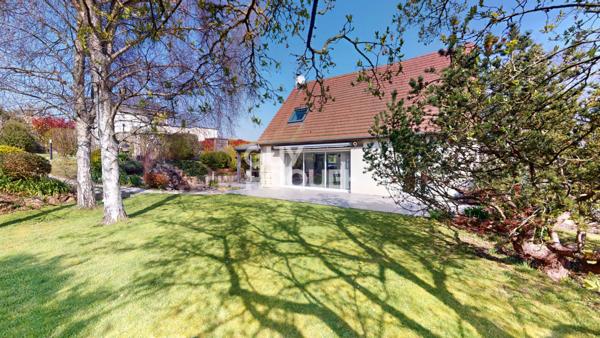 Maison Douvres La Delivrande 7 pièce(s) 154 m2